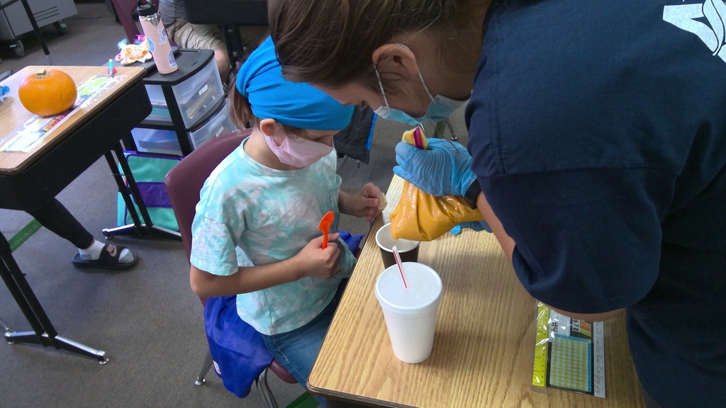 Making pumpkin pie in a bag